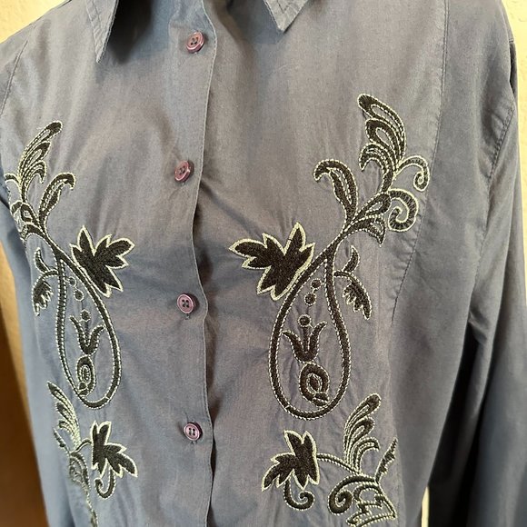 COLLECTIONS Western Vibe Embroidered Shirt - Large - Picture 4 of 10